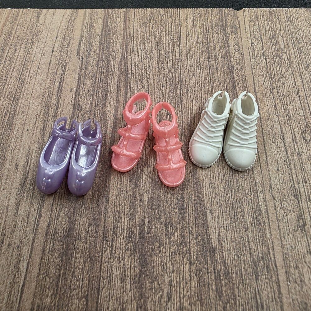 Lot Of 3 Pairs Vtg, Modern Barbie, Skipper & Others Shoes Flats